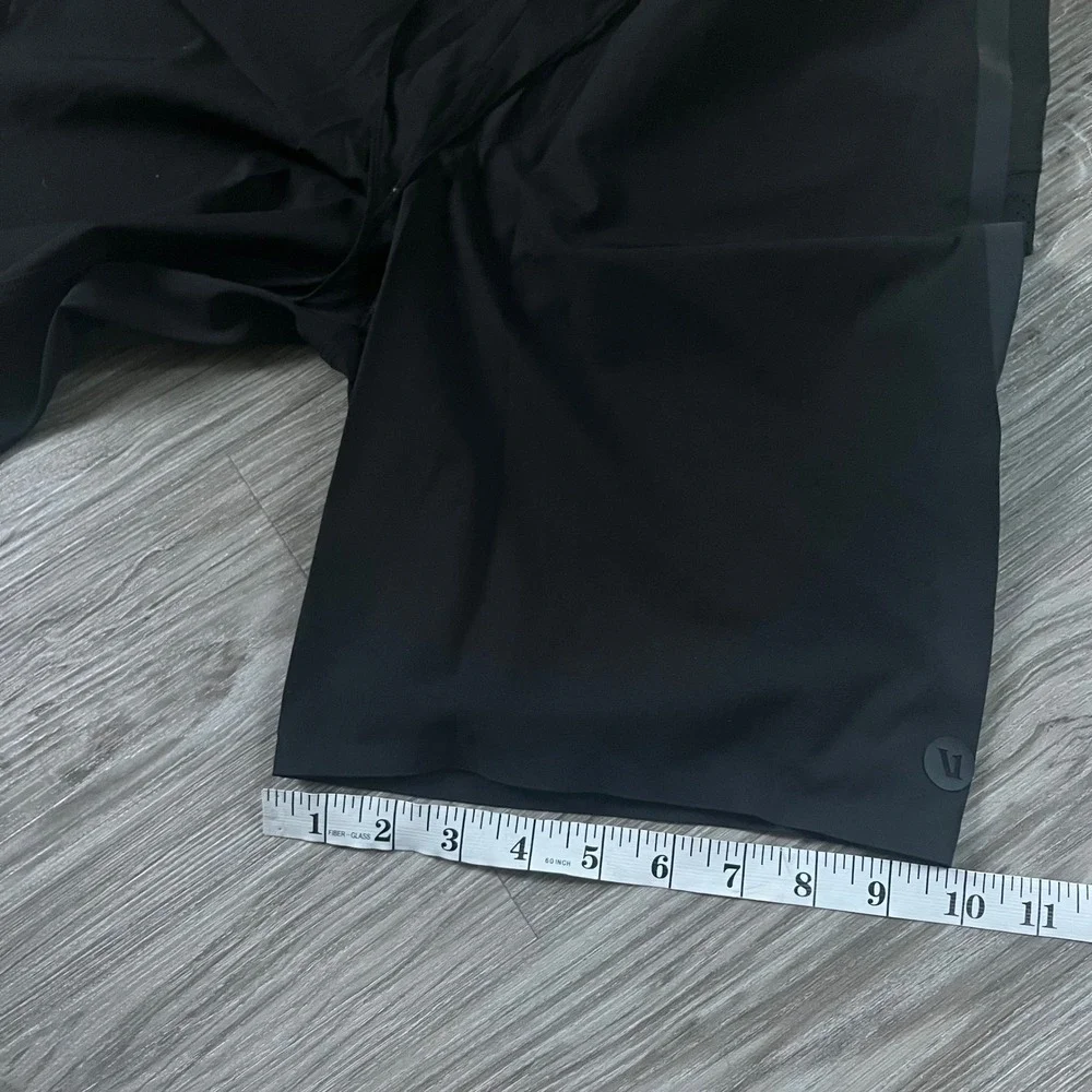 Vuori Cruise Boardshorts Mens 28 Black Recycled Stretch Surf Swim Shorts V3017
